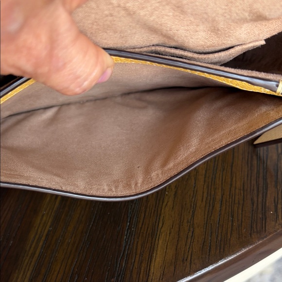 Coach Georgie Saddle Bag Crossbody with Gold Accents pebble leather - Picture 8 of 14